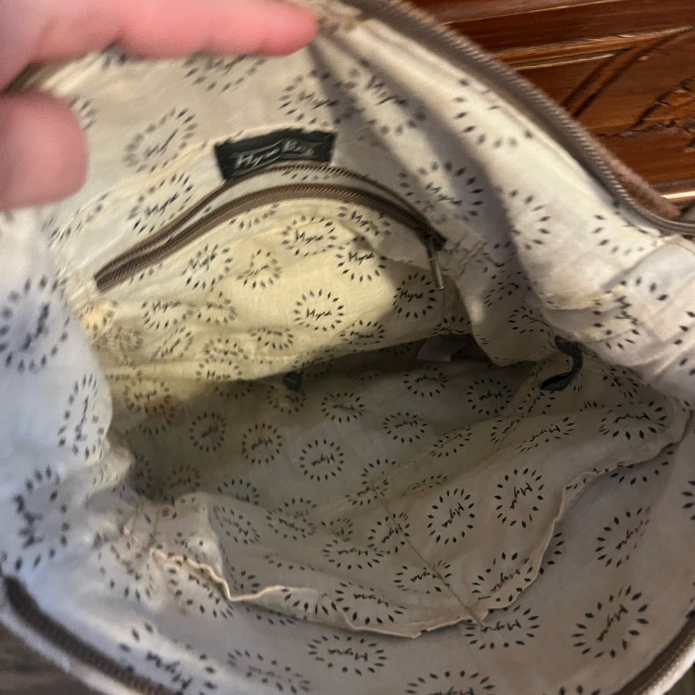 Purse - Picture 3 of 4